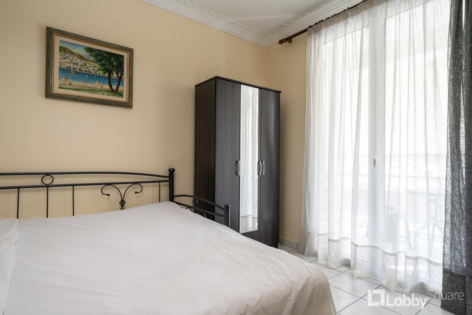 Maya's By Lobbysquare Apartament